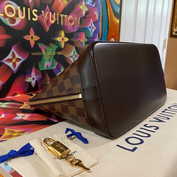 👜👜👜Authentic Louis Vuitton Alma PM Damier Ebene - Picture 8 of 16